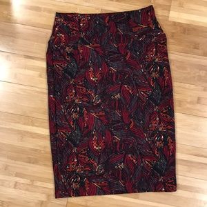 MUST GO! Lularoe Cassie Pencil Skirt❣️
